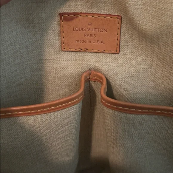 Louis Vuitton Trouville Monogram handbag - Picture 9 of 16